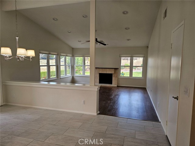 Detail Gallery Image 3 of 31 For 26208 Sival Ct, Valencia,  CA 91355 - 2 Beds | 2 Baths