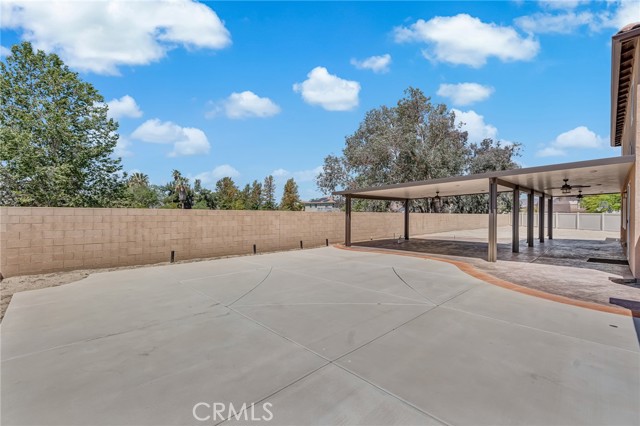 1559 Cabernet Court, San Jacinto CA: https://media.crmls.org/medias/7b6aaeef-4e26-49ae-baae-6cf79a58fffc.jpg