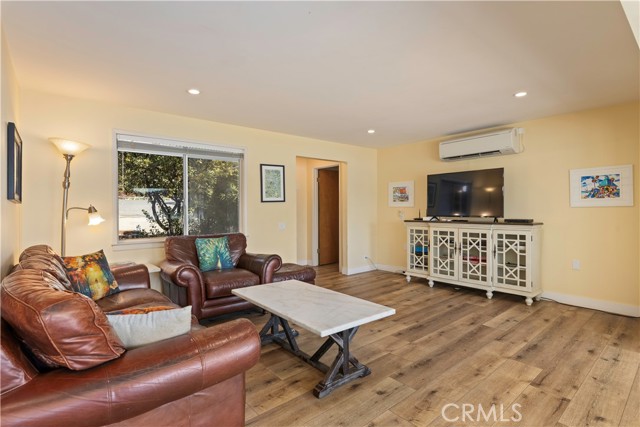 Detail Gallery Image 13 of 63 For 11145 E Highway 20, Clearlake Oaks,  CA 95423 - 4 Beds | 2/1 Baths