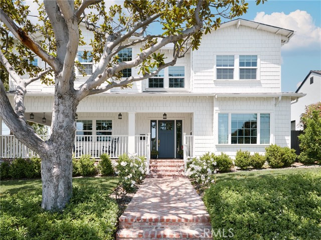 Detail Gallery Image 1 of 43 For 6443 W 81st St, Los Angeles,  CA 90045 - 4 Beds | 4 Baths