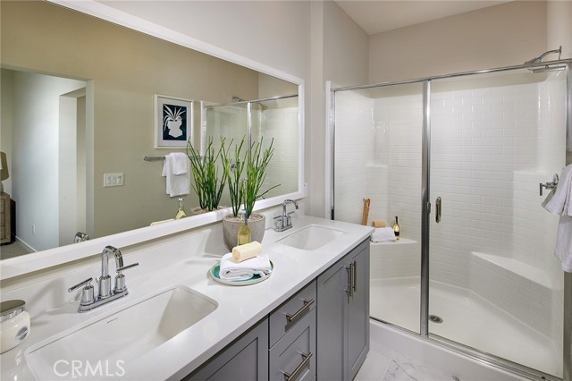 Detail Gallery Image 12 of 16 For 2451 E Hyde Paseo, Ontario,  CA 91762 - 4 Beds | 4 Baths