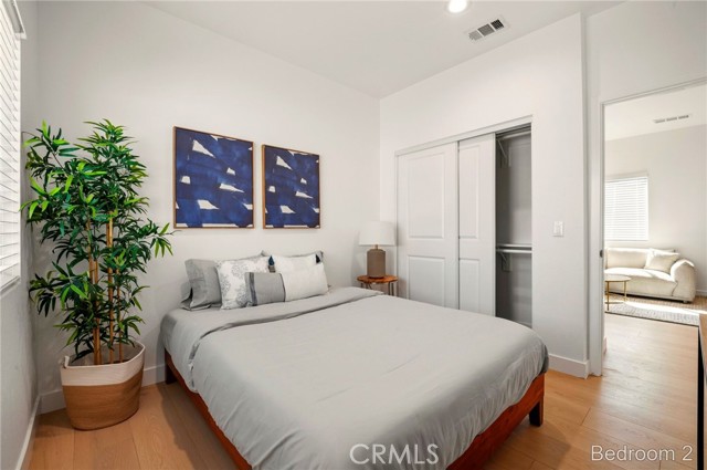 Detail Gallery Image 16 of 36 For 1411 W 7th St, Santa Ana,  CA 92703 - 6 Beds | 4 Baths