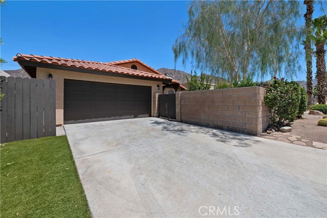 Detail Gallery Image 2 of 36 For 53840 Avenida Herrera, La Quinta,  CA 92253 - 3 Beds | 2 Baths