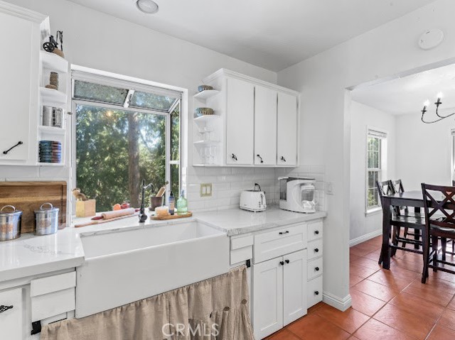 24834 Edelweiss Drive, Crestline, CA 92325