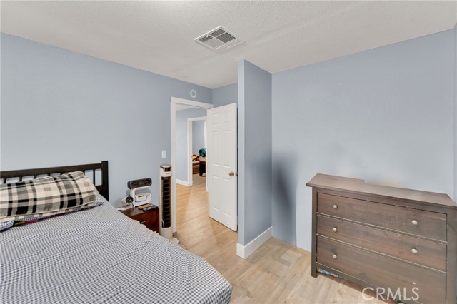 Detail Gallery Image 12 of 24 For 929 E Foothill Bld #103,  Upland,  CA 91786 - 3 Beds | 2 Baths