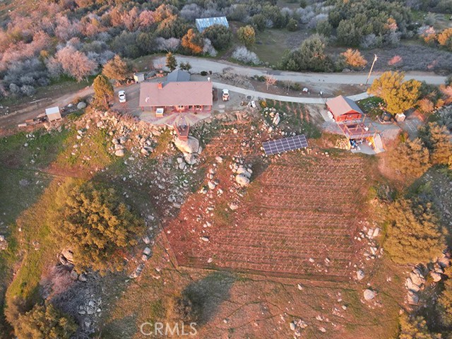 50806 Bramble Lane, Squaw Valley CA: https://media.crmls.org/medias/7b6db7d1-cd04-42eb-9d04-f60138f969cf.jpg