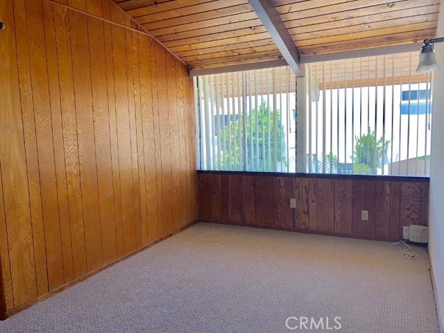 1102 7th Place bedroom