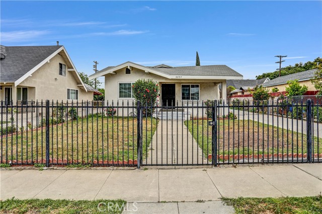2857 W Avenue 33, Los Angeles CA: https://media.crmls.org/medias/7b6e5eaa-edc2-452c-861d-198b3eed6eb9.jpg