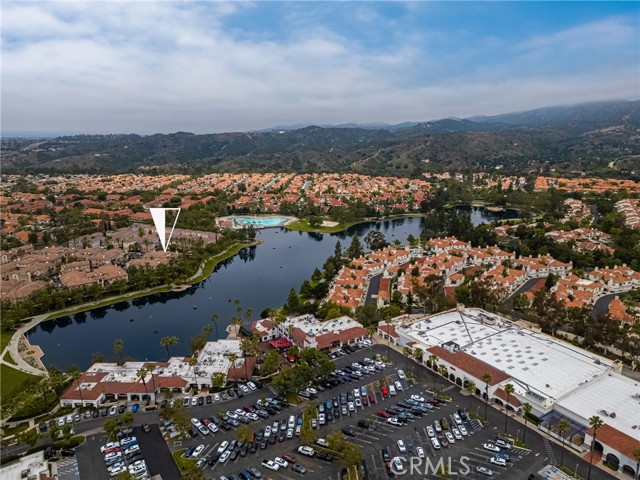 183 Montana Del Lago Drive, Rancho Santa Margarita CA: https://media.crmls.org/medias/7b6e7588-248a-436f-a522-e55310edafad.jpg