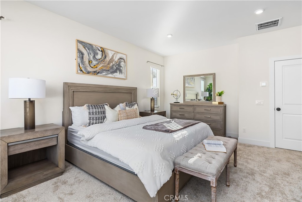 MLS #OC25112851 img 22