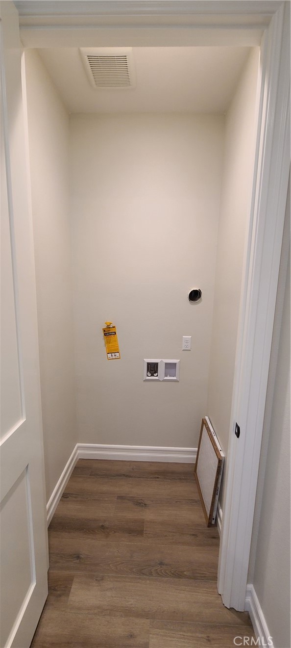 Indoor Laundry/Stackable