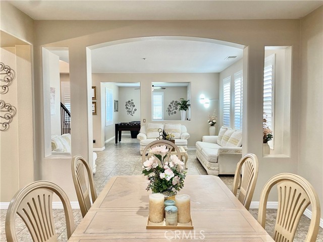 Detail Gallery Image 6 of 57 For 8004 Palm View Ln, Riverside,  CA 92508 - 6 Beds | 4/1 Baths