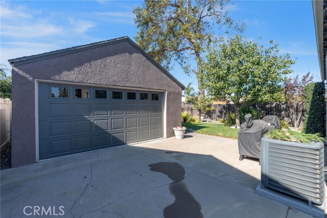 Detail Gallery Image 30 of 52 For 528 Cambridge, Orange,  CA 92867 - 3 Beds | 2 Baths