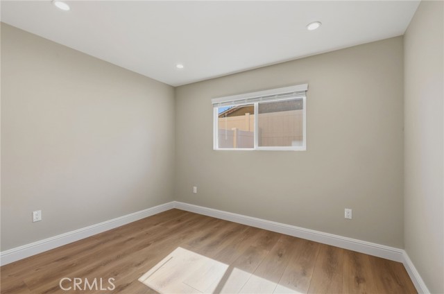 9201 Wakefield Avenue, 3 photo 10
