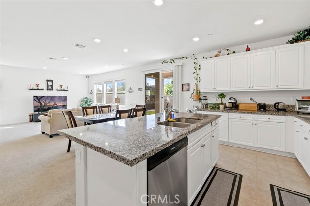 Detail Gallery Image 10 of 36 For 2832 E Howlett, Ontario,  CA 91762 - 5 Beds | 3 Baths