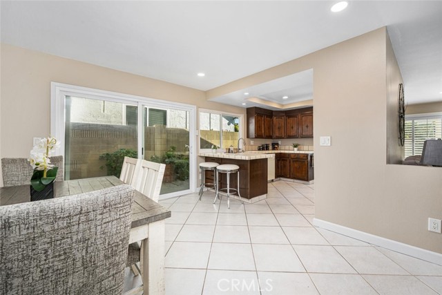Detail Gallery Image 27 of 74 For 11348 Barbi Ln, Los Alamitos,  CA 90720 - 4 Beds | 2/1 Baths