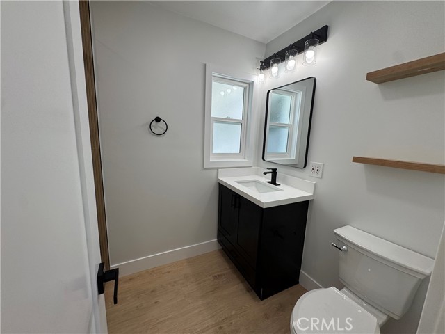 Detail Gallery Image 9 of 9 For 1873 W Broadway, Anaheim,  CA 92804 - 3 Beds | 3 Baths