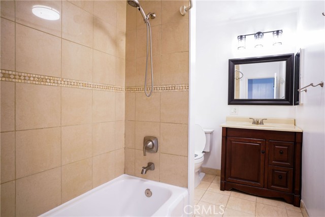 Detail Gallery Image 7 of 16 For 648 S Meridian, Alhambra,  CA 91803 - 3 Beds | 3 Baths