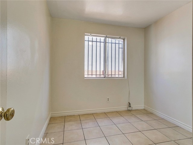 Detail Gallery Image 25 of 34 For 1667 E 111th, Los Angeles,  CA 90059 - 2 Beds | 2 Baths