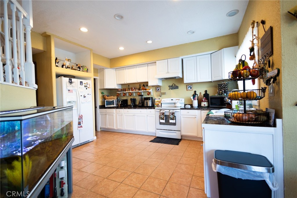 MLS #CV25233288 image #5