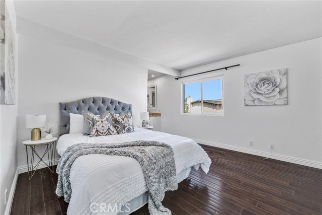 Detail Gallery Image 19 of 36 For 436 Orion Way, Newport Beach,  CA 92663 - 3 Beds | 2/1 Baths