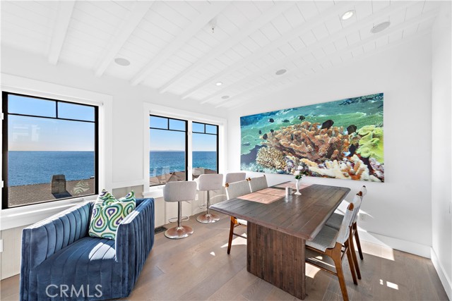 Detail Gallery Image 8 of 61 For 154 Pearl St, Laguna Beach,  CA 92651 - 3 Beds | 3 Baths