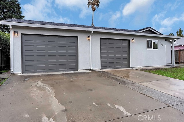 Detail Gallery Image 5 of 40 For 702 Milestone Dr, Lathrop,  CA 95330 - 3 Beds | 2 Baths