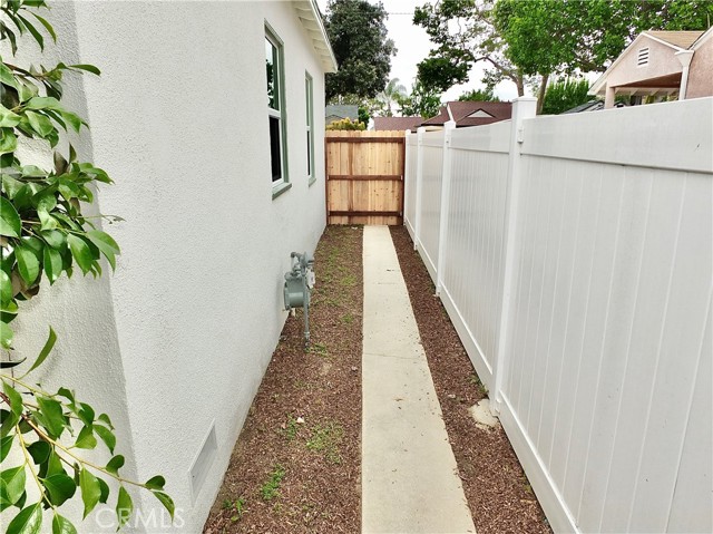 Detail Gallery Image 31 of 32 For 5922 Autry Ave, Lakewood,  CA 90712 - 2 Beds | 1 Baths