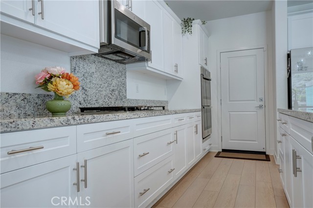 Detail Gallery Image 11 of 75 For 26243 Silver Birch, Menifee,  CA 92584 - 4 Beds | 3/1 Baths