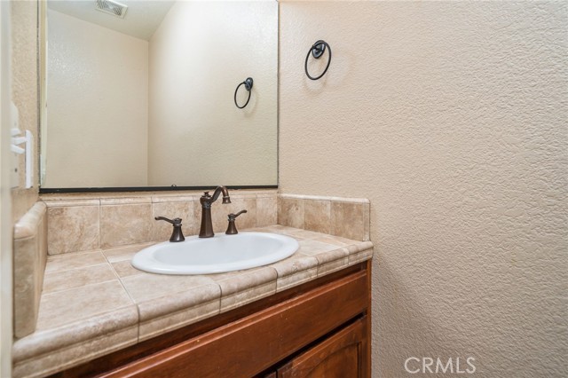 Detail Gallery Image 20 of 62 For 13325 Smith Rd, Phelan,  CA 92371 - 4 Beds | 2/1 Baths