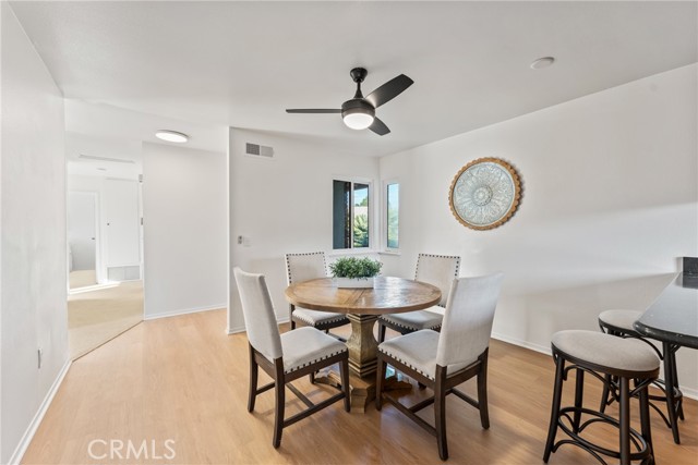 MLS #OC25265384 image #5