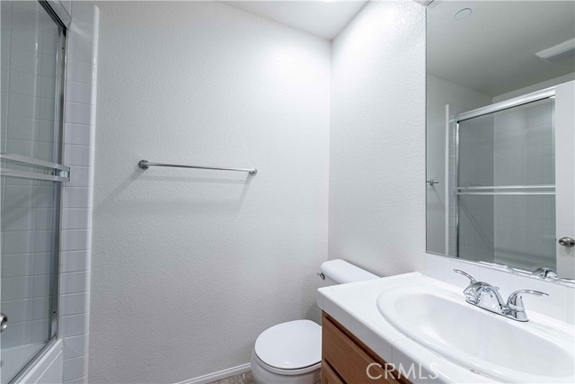 Detail Gallery Image 18 of 29 For 203 via Antonio, Newbury Park,  CA 91320 - 3 Beds | 2/1 Baths