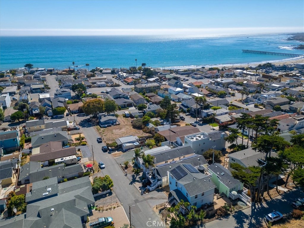 https://media.crmls.org/medias/7b78d888-2a74-4eed-8969-36f540c278c0.jpg?preset=X-Large