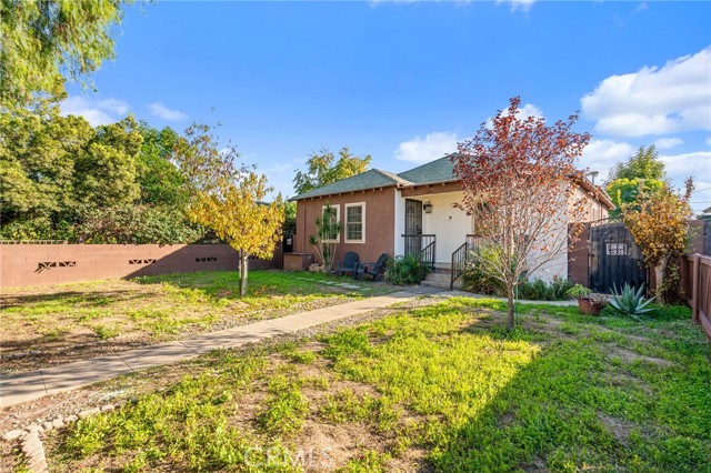 Detail Gallery Image 2 of 29 For 516 E Sunkist, Ontario,  CA 91761 - 3 Beds | 1 Baths