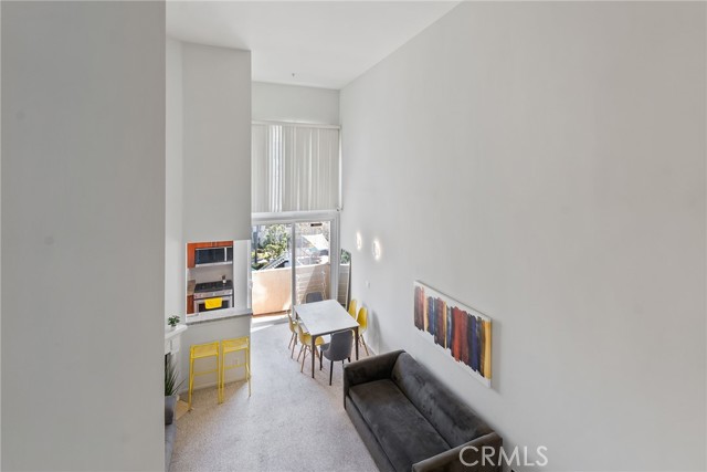 620 S Gramercy Place, Los Angeles CA: https://media.crmls.org/medias/7b795908-1e48-495a-b1fc-e225d6c74970.jpg