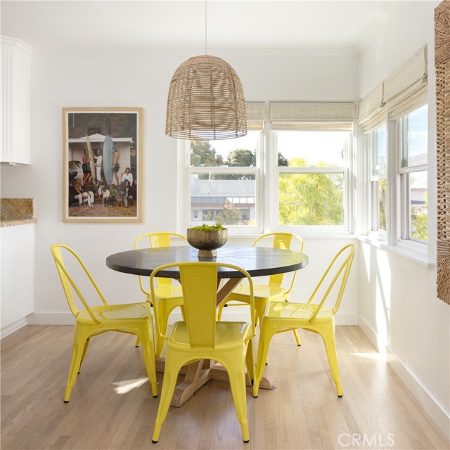 265 Myrtle Street, Laguna Beach CA: https://media.crmls.org/medias/7b7a7354-811d-4e61-88f1-75e78324669b.jpg