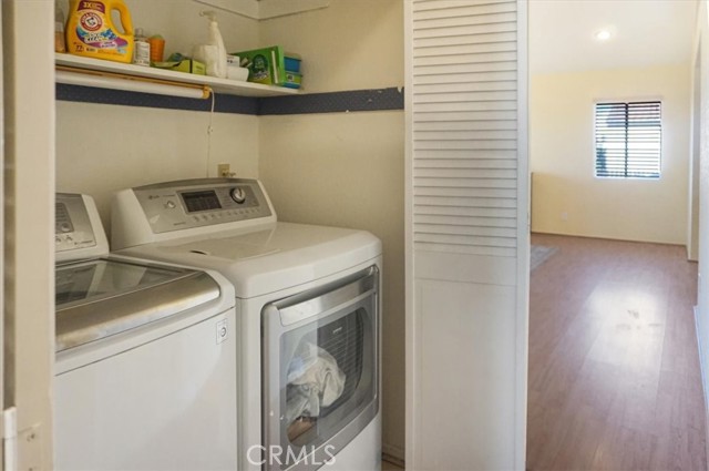 dryer and washer closet /room