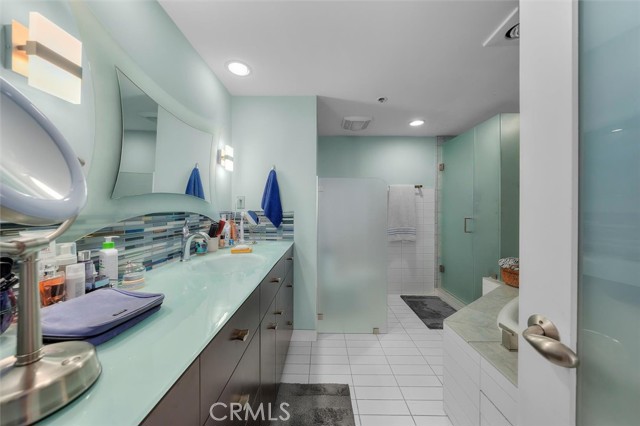 Detail Gallery Image 23 of 41 For 510 the Village #307,  Redondo Beach,  CA 90277 - 2 Beds | 2 Baths