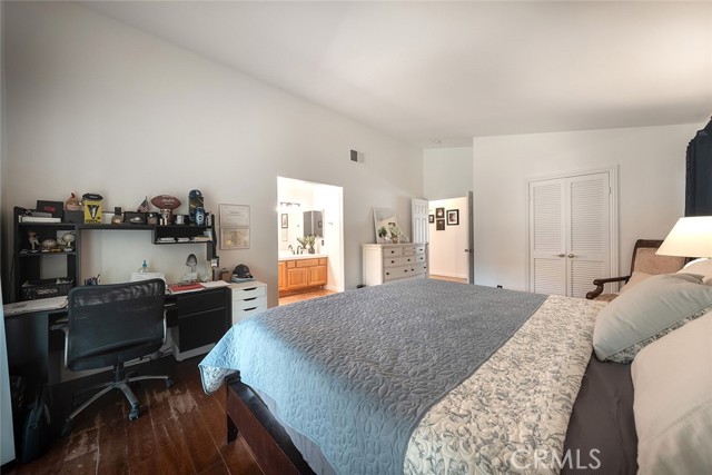 Image 15 of 26 For 32730 Royal Oak Lane