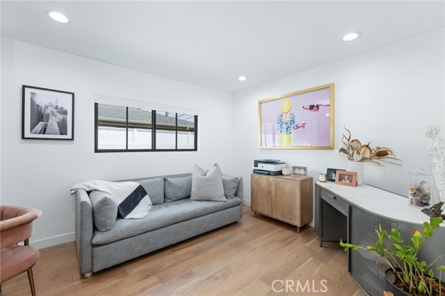 Detail Gallery Image 39 of 59 For 1707 10th St, Manhattan Beach,  CA 90266 - 4 Beds | 2/2 Baths