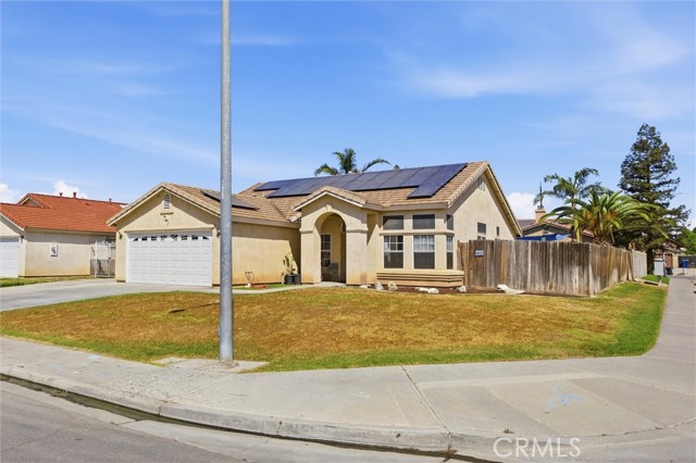 Detail Gallery Image 4 of 42 For 3802 Windflower Ave, Bakersfield,  CA 93313 - 3 Beds | 2 Baths