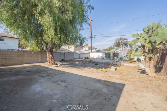 11725 209th Street, Lakewood, California 90715, 3 Bedrooms Bedrooms, ,1 BathroomBathrooms,Residential,For Sale,11725 209th Street,CRPW24246517