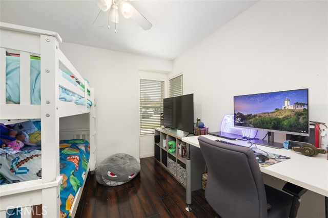 39769 Sunrose Dr, Murrieta CA: https://media.crmls.org/medias/7b7d40f8-05cb-43ec-b535-7d3aa85b90b0.jpg