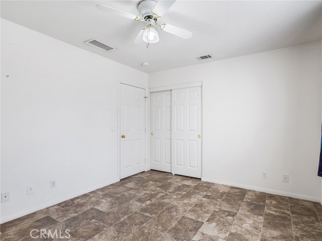 Detail Gallery Image 38 of 57 For 16992 Joshua, Apple Valley,  CA 92307 - 5 Beds | 4 Baths