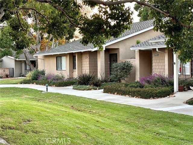 Detail Gallery Image 1 of 36 For 8566 Colusa Cir 903a,  Huntington Beach,  CA 92646 - 3 Beds | 2 Baths