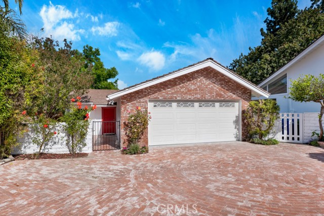 Detail Gallery Image 46 of 63 For 4746 Amigo Pl, Tarzana,  CA 91356 - 5 Beds | 4 Baths