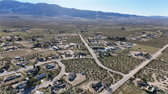 Detail Gallery Image 8 of 8 For 720 Kingsley St., Lucerne Valley,  CA 92356 - – Beds | – Baths