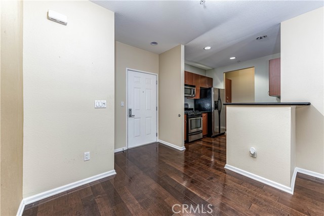 Detail Gallery Image 4 of 29 For 1801 E Katella Ave #2132,  Anaheim,  CA 92805 - 1 Beds | 1 Baths