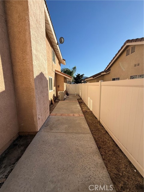 Detail Gallery Image 39 of 41 For 172 E Manchester, San Bernardino,  CA 92408 - 6 Beds | 3 Baths