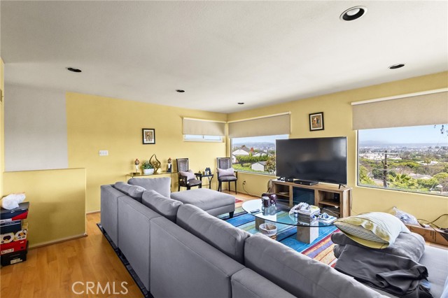 Detail Gallery Image 22 of 30 For 5134 Veronica St, Los Angeles,  CA 90008 - 3 Beds | 2 Baths